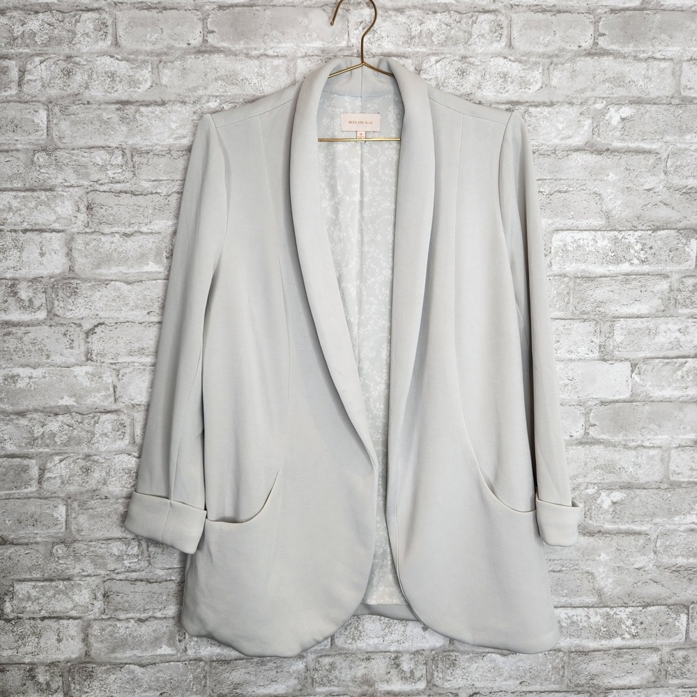Skies Are Blue Blazer Light Grey Minimalist Professional Office Siren M